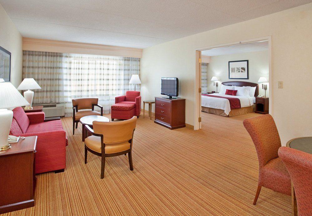 Hotel Courtyard By Marriott Toronto Mississauga/Meadowvale Esterno foto
