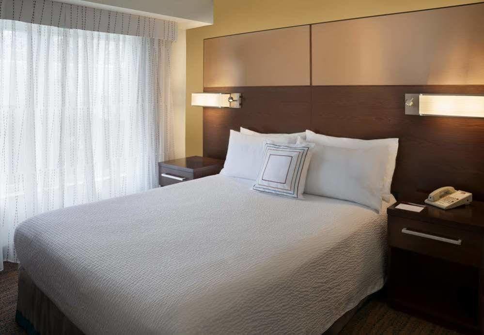 Hotel Courtyard By Marriott Toronto Mississauga/Meadowvale Esterno foto